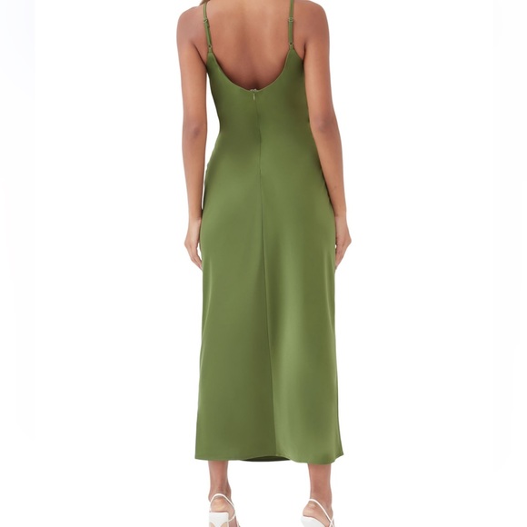 Green cut out slip dress - Picture 2 of 5